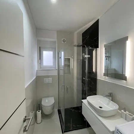 Apartman Iva - Private Pool Apartment *