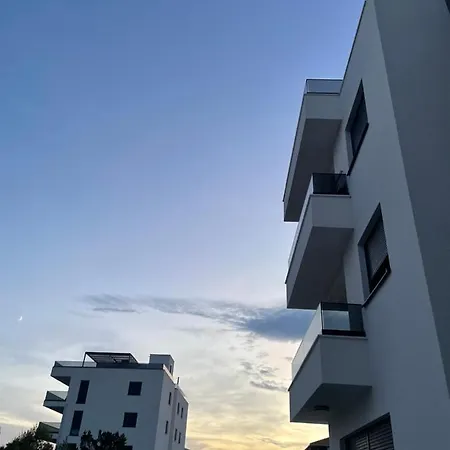 Apartment Apartman Iva - Private Pool Trogir
